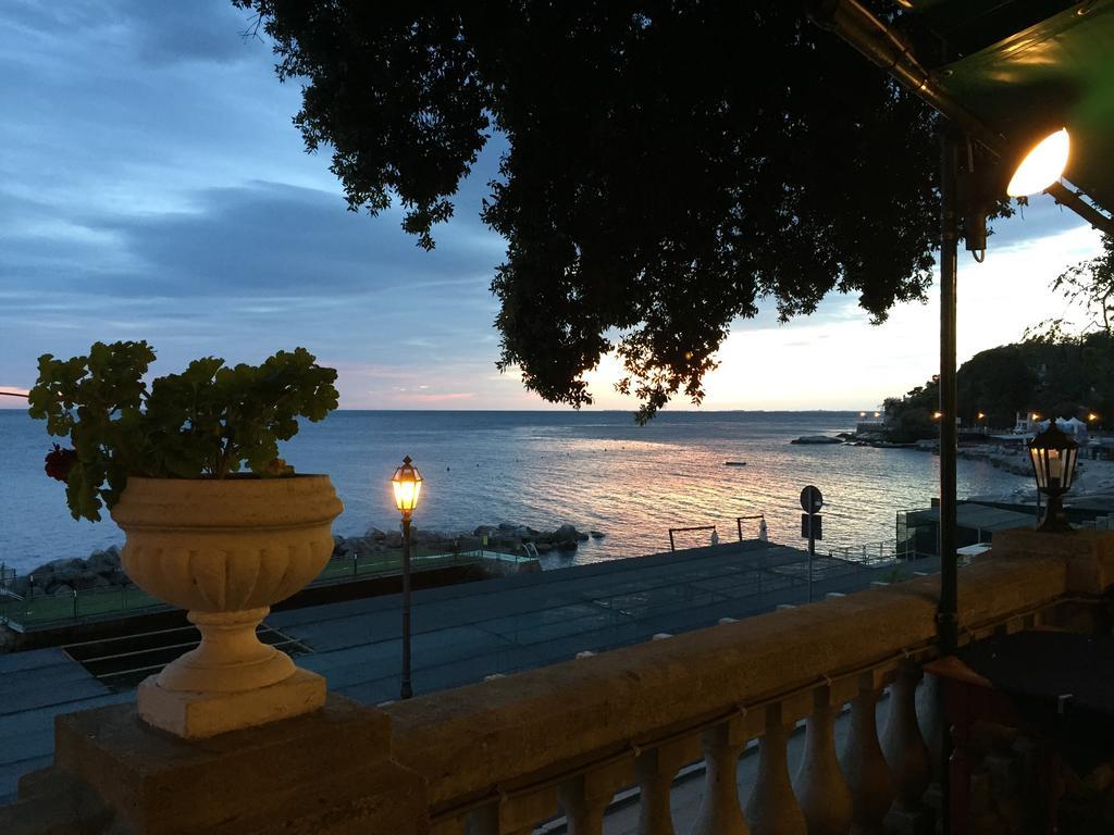 Villa Tergeste ตรีเอสเต ภายนอก รูปภาพ